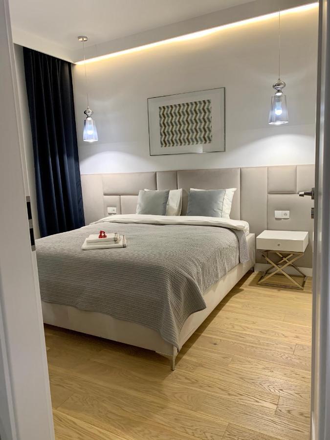 Zlota Luxury Apartments Варшава Екстер'єр фото