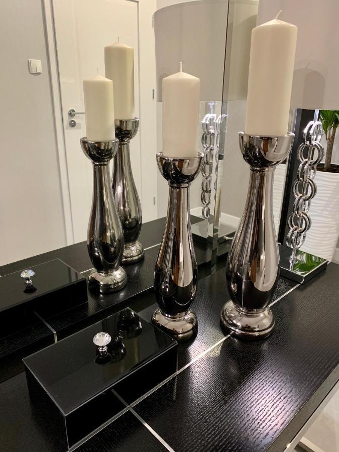 Zlota Luxury Apartments Варшава Екстер'єр фото